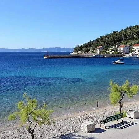 Studio Trstenik 4567b