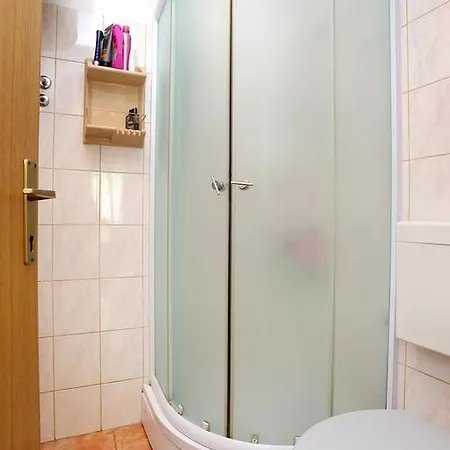 Studio Trstenik 4567b *